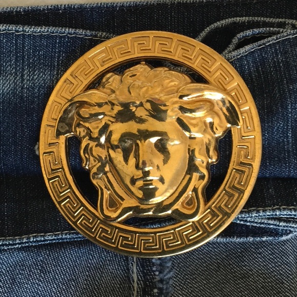Vintage “VERSACE” jeans couture with gold Medusa buckle. - Picture 10 of 11